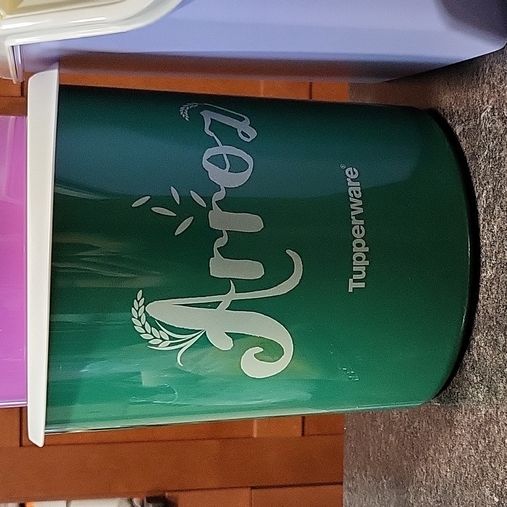 Tupperware Pantry Set - Picture 5 of 12